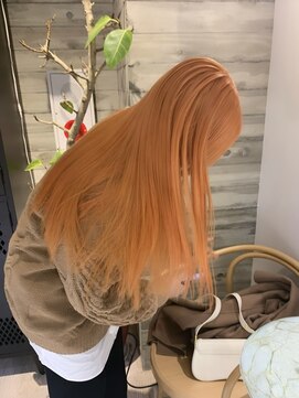 プネル(punel) オレンジカラー　ケアブリーチ　原宿