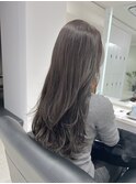 担当/アラシロ ロングレイヤー×アッシュグレージュカラー