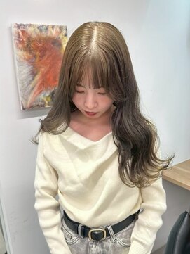 ロマリア ヒルズ 表参道 原宿(Lomalia HILLS) 似合わせカットベージュカラー[表参道ダブルカラーケアブリーチ]