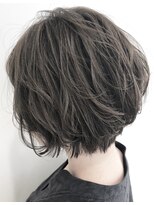 ラ ブレス 大阪梅田(LaBless)&nbsp;振ってもおさまるフェミニンショーボブ♪ba084_1808_02