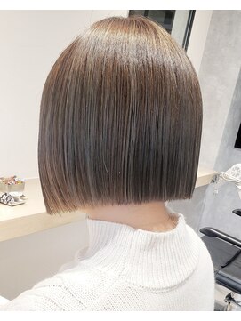 アロー(arrow) 切りっぱなしボブ【moemi】