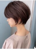 美髪にオトナかわいいホワイトグレージュネビージュショートボブ