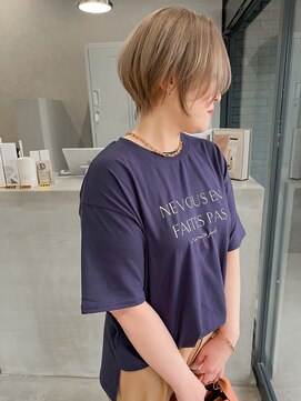 モノトーン(MONOTONE) ハイトーンショート