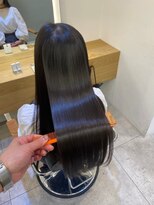 ジーナ 本八幡(Zina)&nbsp;大人かわいい20代30代40代小顔ショコラベージュ　Zina本八幡