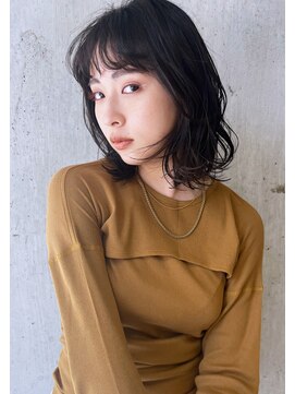 バロンフェム(baLon.fem) 前髪の柔らかさとミニボブの大人女性らしさ