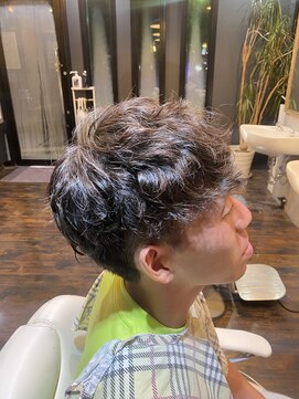 スマイルヘア 浦和店(Smile hair) スパイラル/ツーブロックマッシュ/束感/<理容室>[浦和/メンズ]