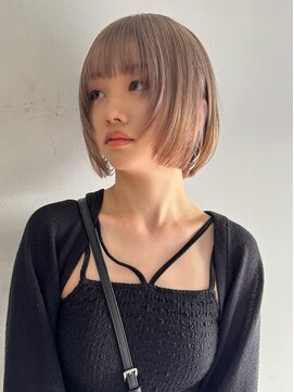 サンク 原宿 表参道(cinq) ハイトーンレイヤーボブミディアムレイヤーショートウルフボブ