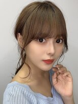 プラチナ(PLATINA) ハーフアップヘアアレンジ顔まわりカットおくれ毛サイドバング