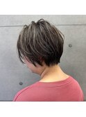 ハンサムショート × ハイライト グレージュカラー