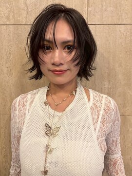 ヴィオットバイサロン(Viot by Salon) ミニボブ・ボブレイヤー/顔周りウルフ・アクセントカット