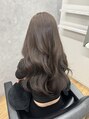フンヌ フンヌ(funnufunnu)&nbsp;赤みのないヘーゼルベージュカラー