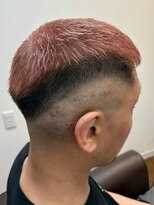 アイズム(I’sm)&nbsp;スキンフェード×ピンクベージュ