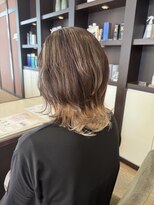 ジャパン ホンテン(JAPAN HONTEN)&nbsp;ウルフカット×グラデーションカラー