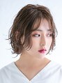 ヘアメイク アース 新宿御苑店(HAIR & MAKE EARTH) 可愛いらしさと大人らしさを合わせたルーズなスタイルです。