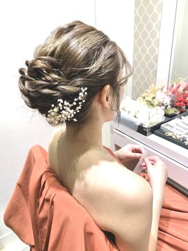 ブラウ ネイル パーティー(Blau Nail Party) ドレス　アップヘア