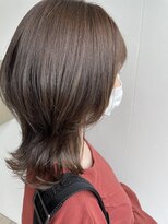 美容室 アイディー i-dee ミディアムウルフ