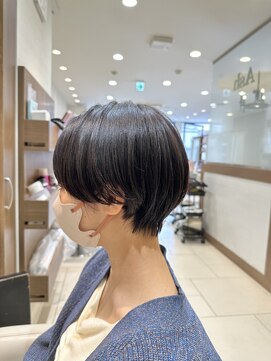 アッシュ 大泉学園店(Ash) 地毛風ストレート×マッシュショート【Ash大泉学園 横山】