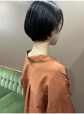 ショートボブ