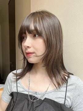 ビュートリアム265(BEAUTRIUM 265) アッシュベージュ 似合わせカットレイヤー 顔周りウルフ姫カット