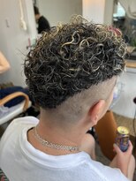 アンレーブ ヘア メイク&nbsp;極道パーマ、メッシュ