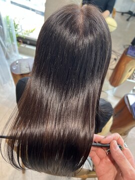 ユミリーバイルコル(umily by RuCOR.) 大人ガーリー/チョコレート/モード/プリカール/髪質改善