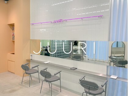 ユーリ(JUURI)の写真