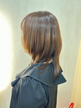 クロバーズヘア(Clover's hair) ピンクベージュ 重かるレイヤースタイル