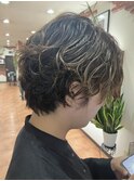 簡単スタイリング！レディースショートパーマ