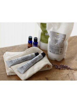 【摂津本山徒歩1分】定期的なカラーによる傷みで悩んでいる方におすすめ！艶のある髪色を叶えてくれる♪