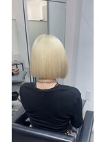 ニトバイアンキシム(nit by ahnkism) blonde bob