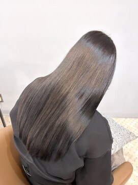 スペックホルダー(Spec Holder) デザインカラーシルキーストレートロング