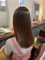 スローネ(THRONE)&nbsp;髪質改善酸性ストレートで艶髪／20代30代40代／新宿