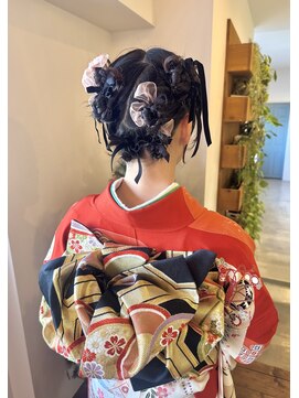 おだんごアレンジヘア