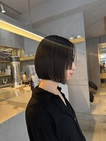 ミー(mii)&nbsp;【mii】ステップカット/黒髪ボブ/ミニボブ/大人ボブ