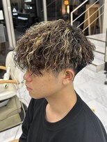 サニーサイドアップ 大宮(Sunny side up)&nbsp;ハイライト×ツイストスパイラルパーマ メンズ