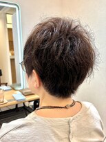 スーリール 戸畑店(Sourire)&nbsp;クセを活かしたパーマ風にショート