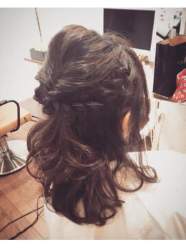 ニコ 熊取 (nico) ふわ巻きハーフアップ☆