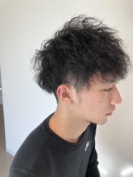 シー(S.H.E) ツイストスタイル