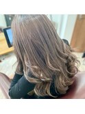 アッシュベージュカラー