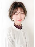 大人可愛い20代30代40代小顔ワンサイドショートボブ丸み前下がり