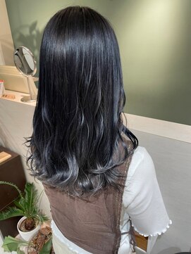 サラジュ 梅田店(SARAJU) saraju ヒラノ　ブルーブラック