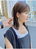 伸ばしかけロブボブ切りっぱなしシースルーバングパールベージュ