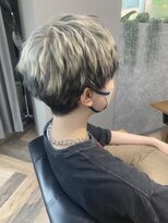 マーレ(MARLE./) ホワイト×ブラックエンドカラー