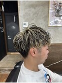 緩めメッシュスパイラルパーマ