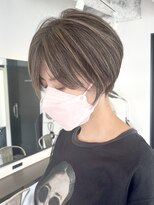 ジービージー(GBG)&nbsp;くびれショートボブ40代50代グレイカラー白髪染め白髪ぼかし