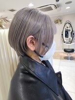 アッシュ 二俣川南口店(Ash) ◆シルバー・グレー/ショート/ダブルブリーチ