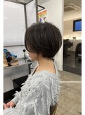 ショートボブ　シークレットハイライト　オリーブ　30代40代
