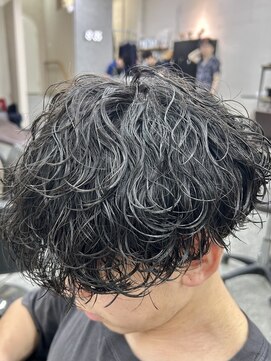グロップ 町田(GLOP) 学生人気のメンズ波巻きパーマ