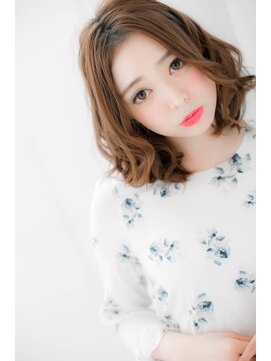 ローレン(LOREN) ＊LOREN＊センターパートで大人フェミニン♪タンバルモリボブ