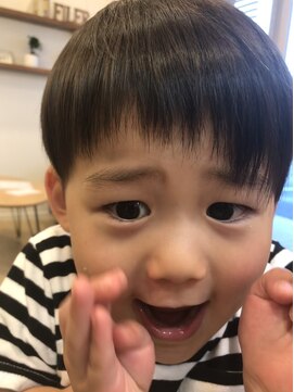 美容室 フィレール(FILER) アシメツーブロックキッズカット